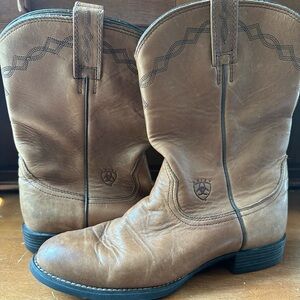 Ariat Tan Cowboy Western Boots Mid-Calf Leather